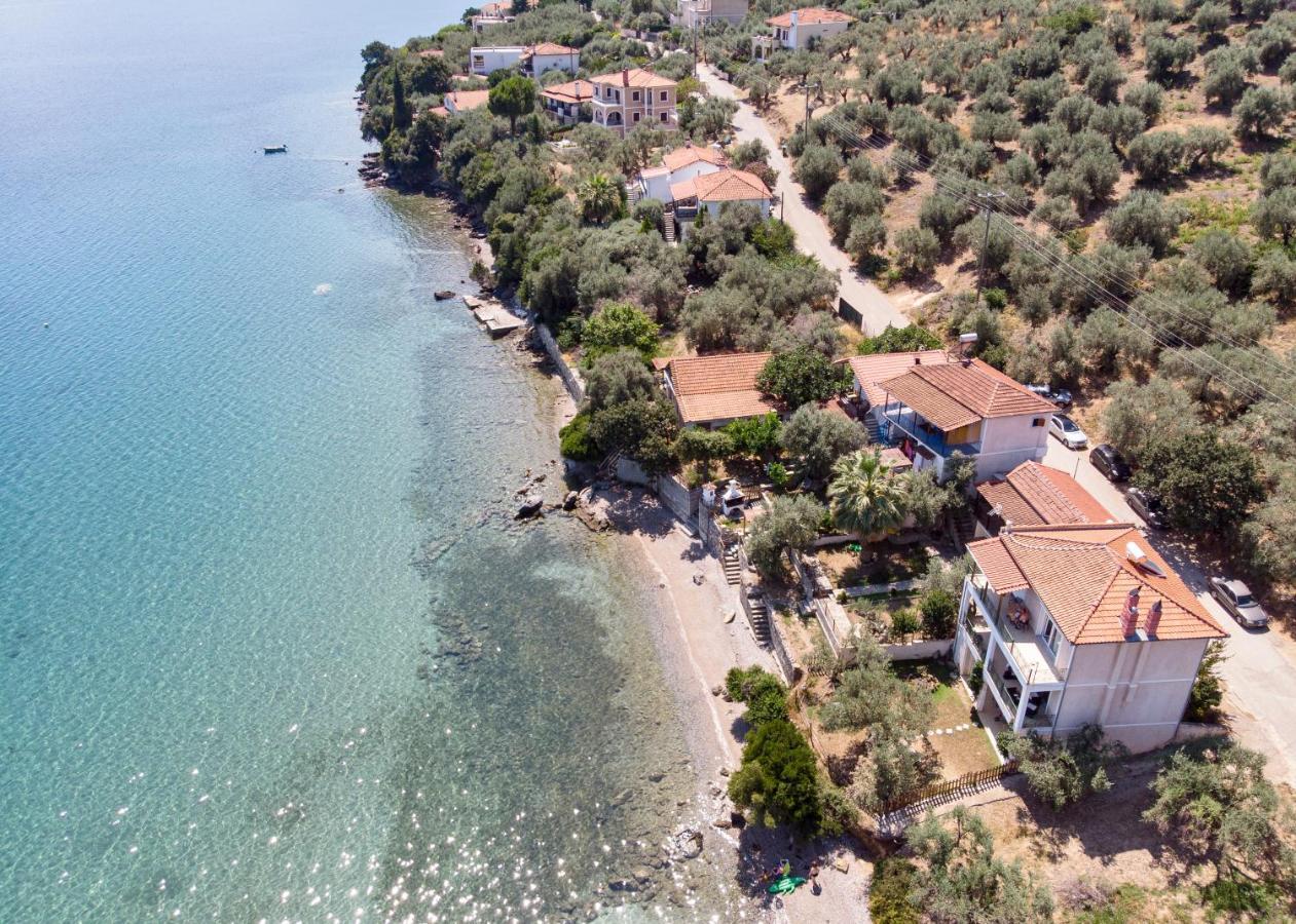 Villas Nies Seaside Appartments Sourpi Exteriér fotografie